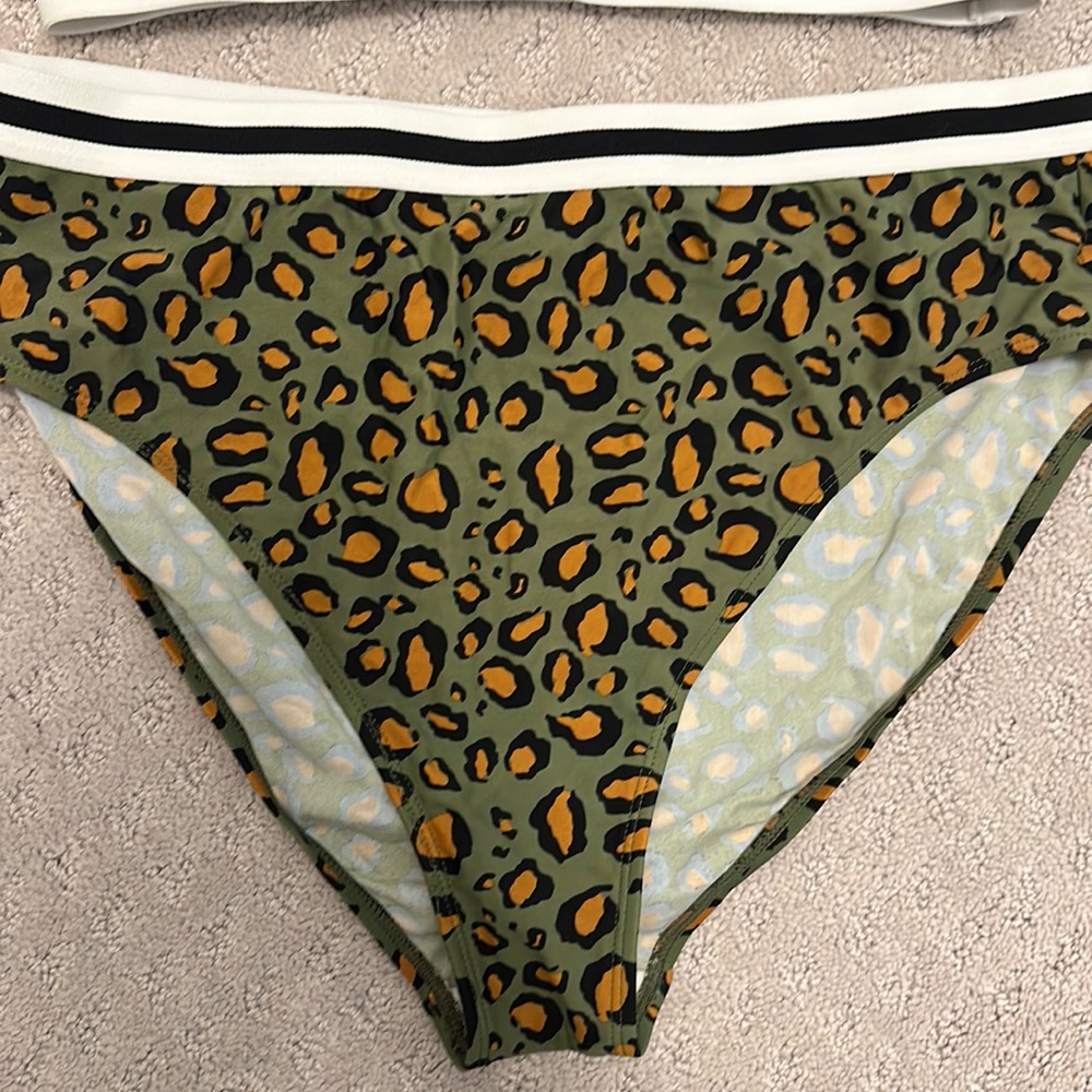 Boohoo leopard bikini - Picture 3 of 5
